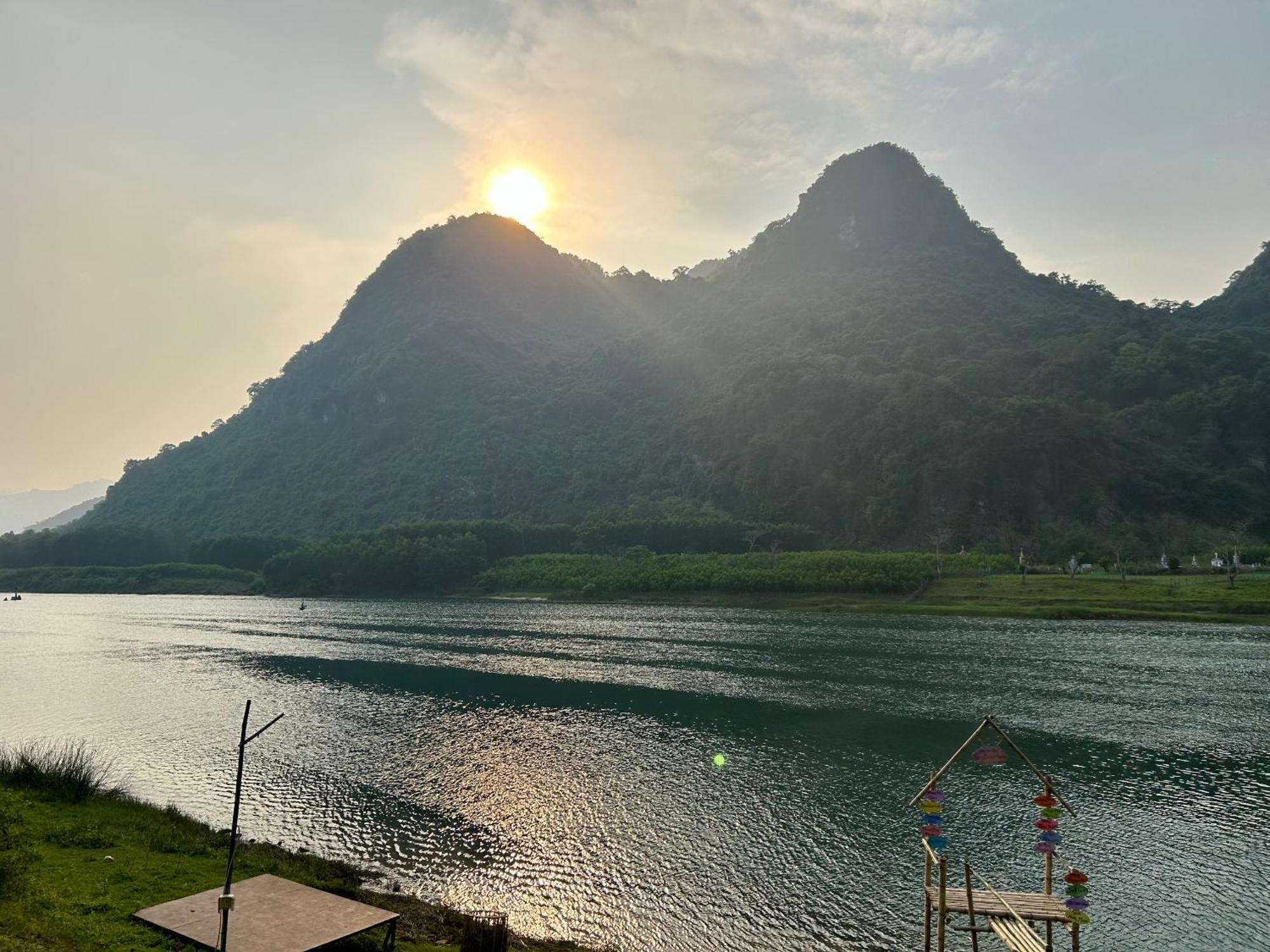 Son River House Phong Nha Eksteriør bilde