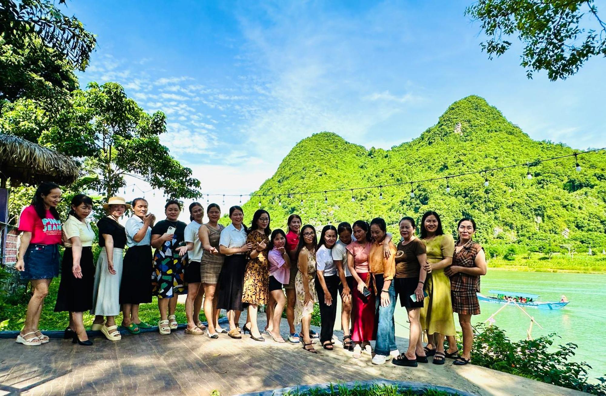 Son River House Phong Nha Eksteriør bilde