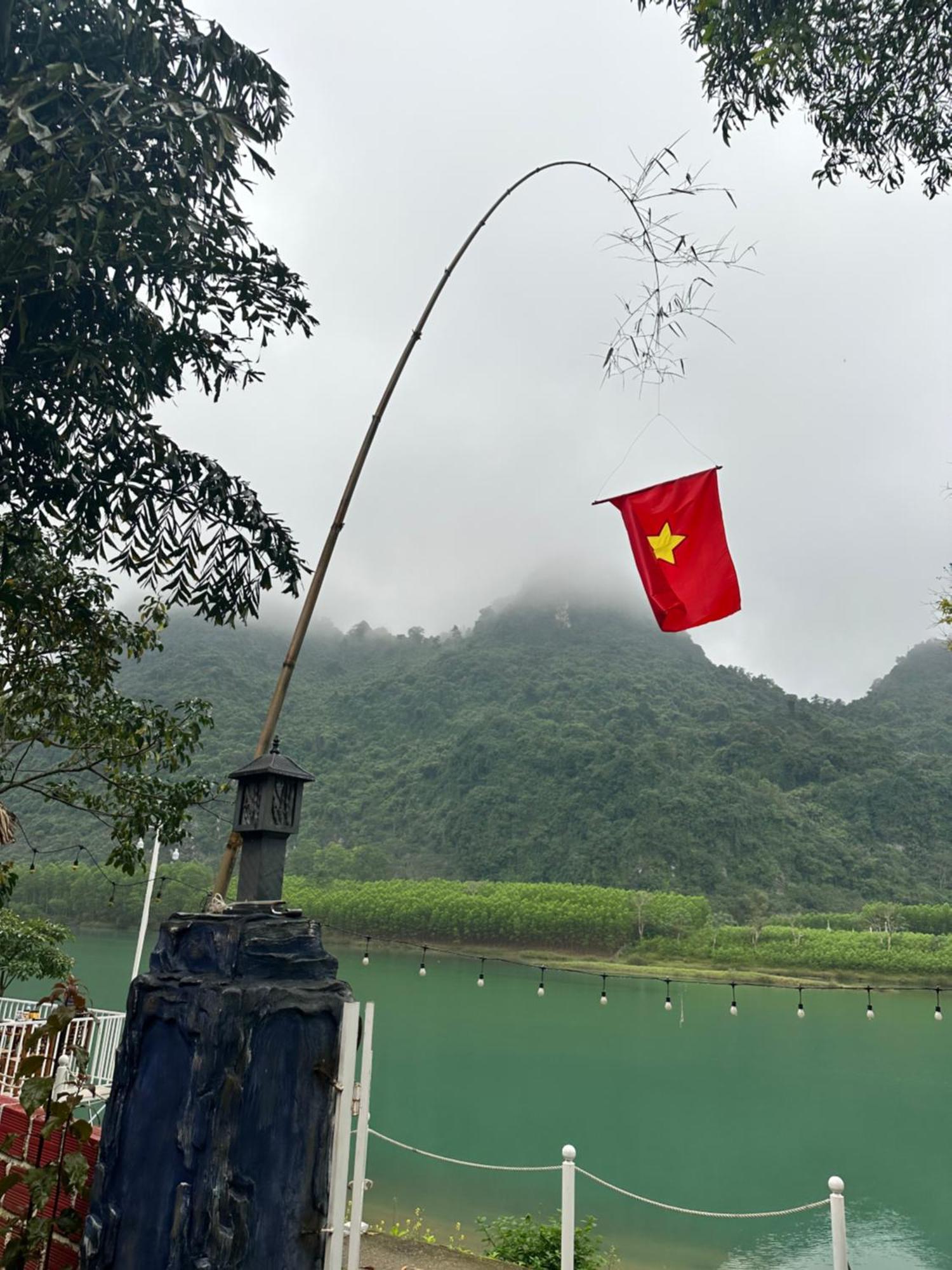 Son River House Phong Nha Eksteriør bilde
